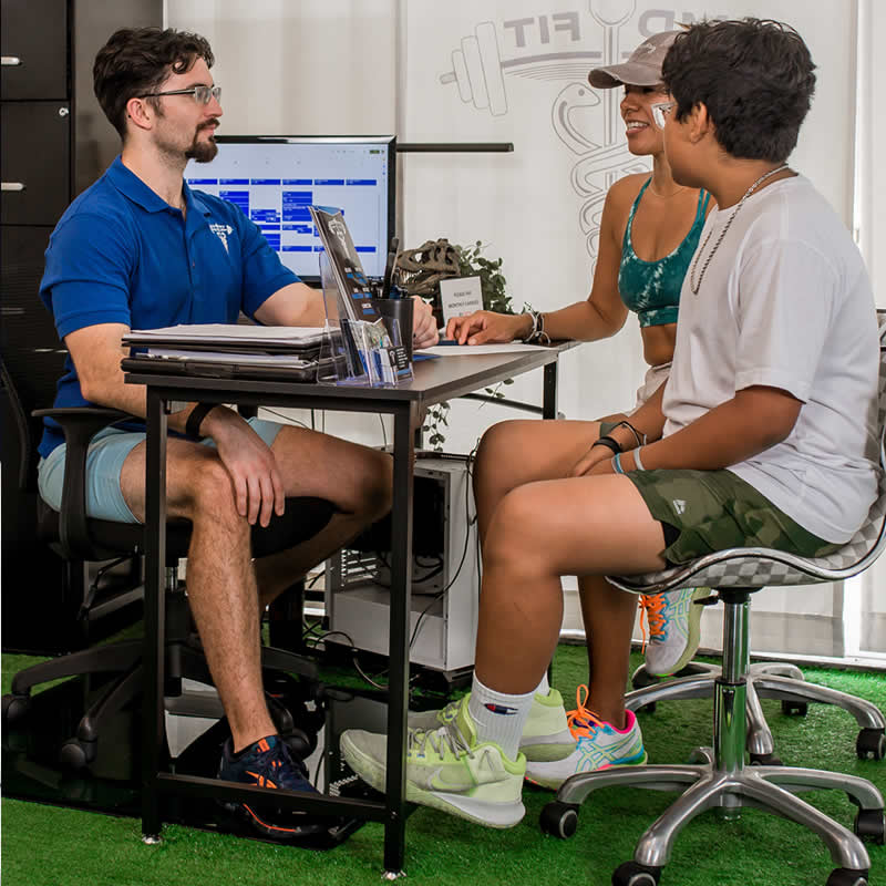 Jared_Caban_with_clients